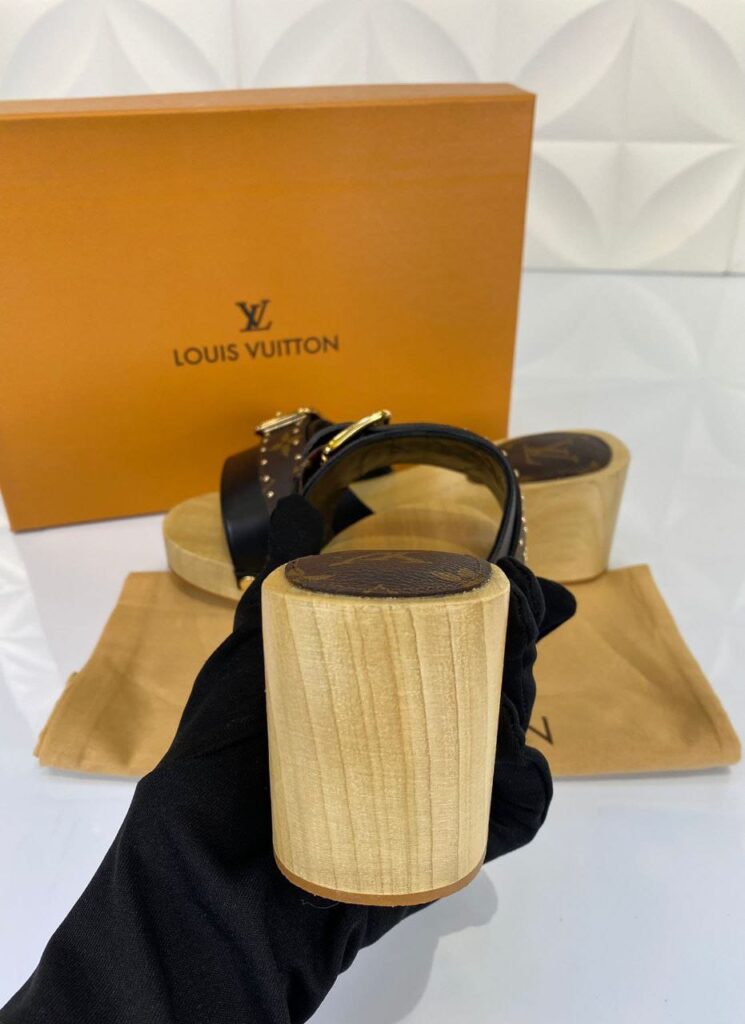 louis vuitton terlik yeni sezon siyah ithal