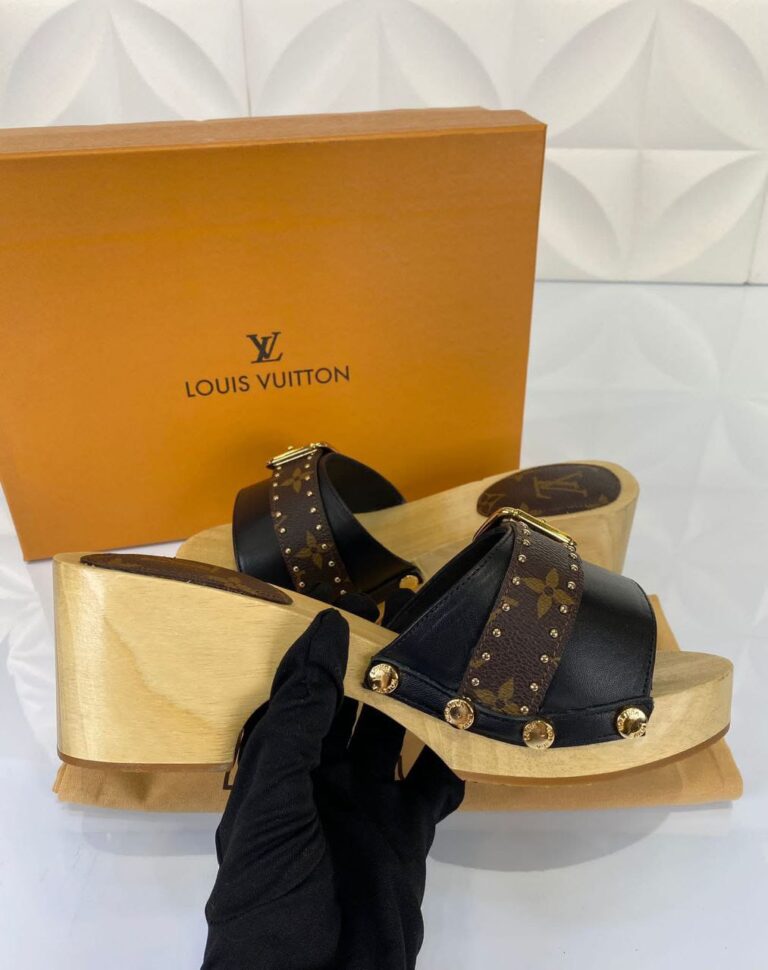 louis vuitton terlik yeni sezon siyah ithal