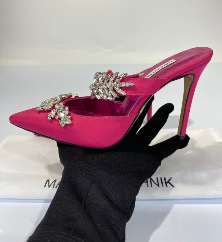 manolo blahnik ayakkabi pembe topuklu 12 cm