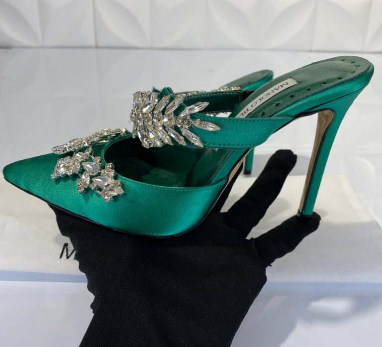 manolo blahnik ayakkabi yesil topuklu 12 cm