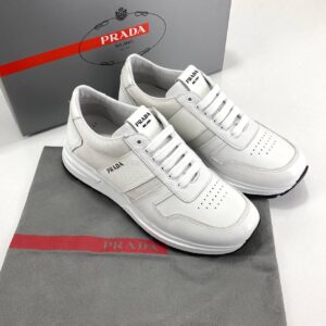 prada ayakkabi beyaz deri sneakers cloudbust