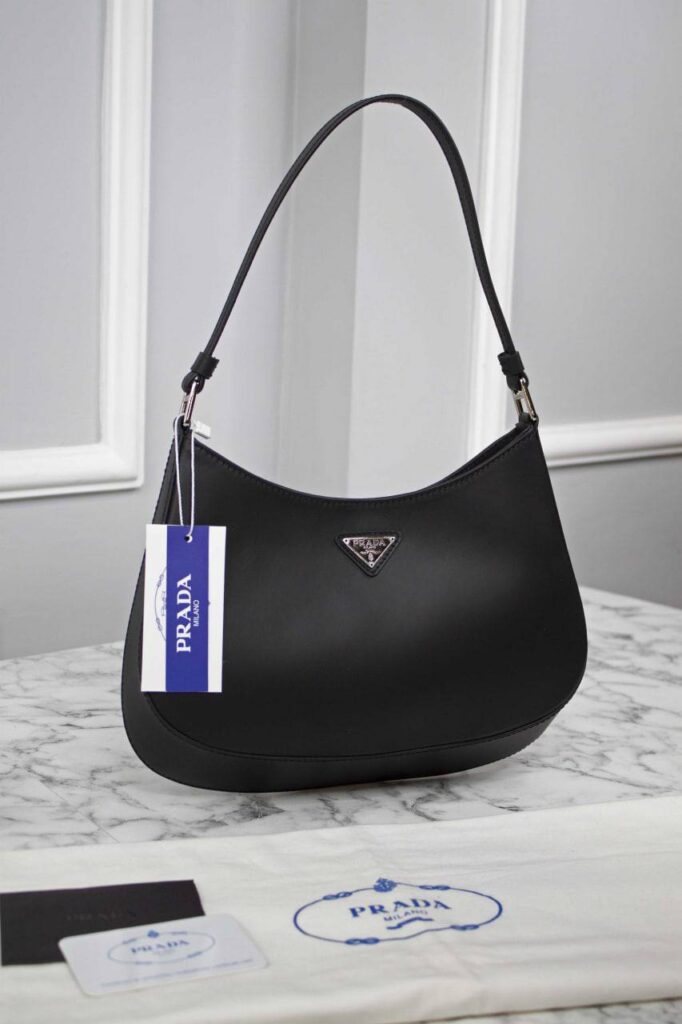 prada canta cleo brushed shoulder siyah 22x6x27 cm
