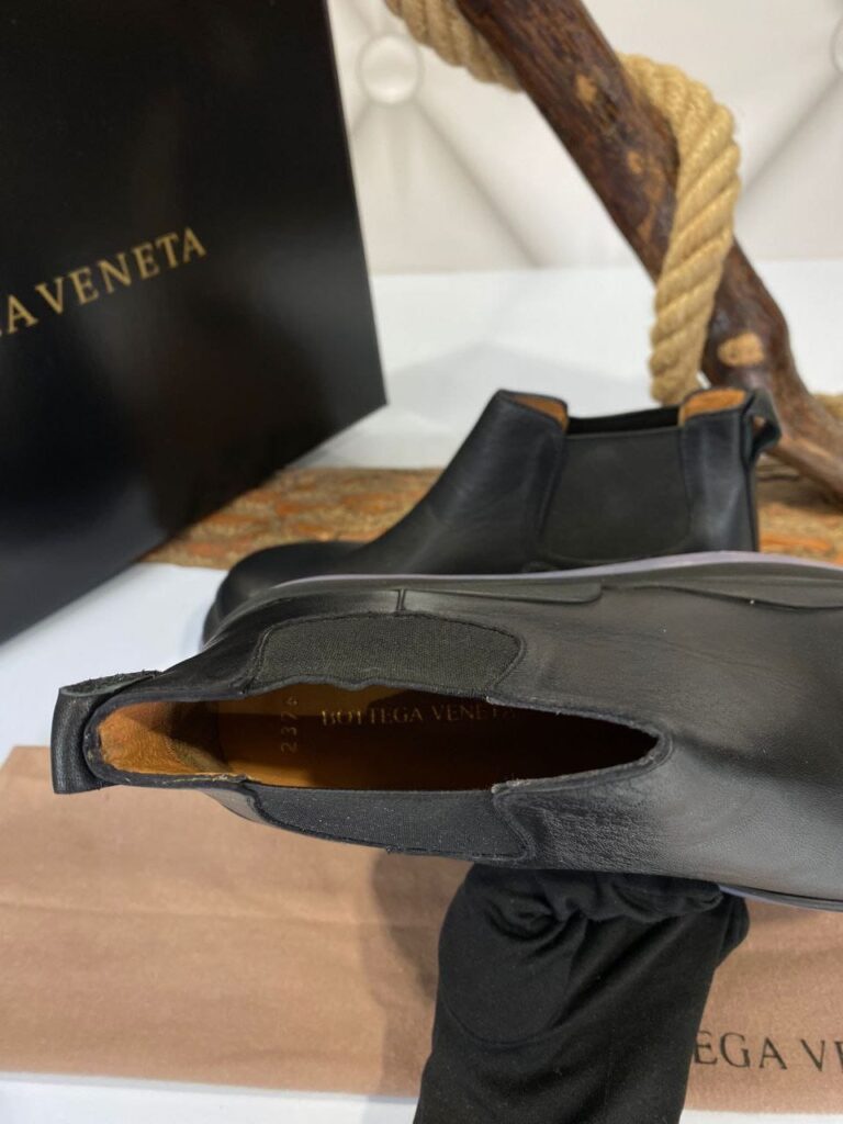 bottega veneta bot kisa boy siyah seffaf lila taban