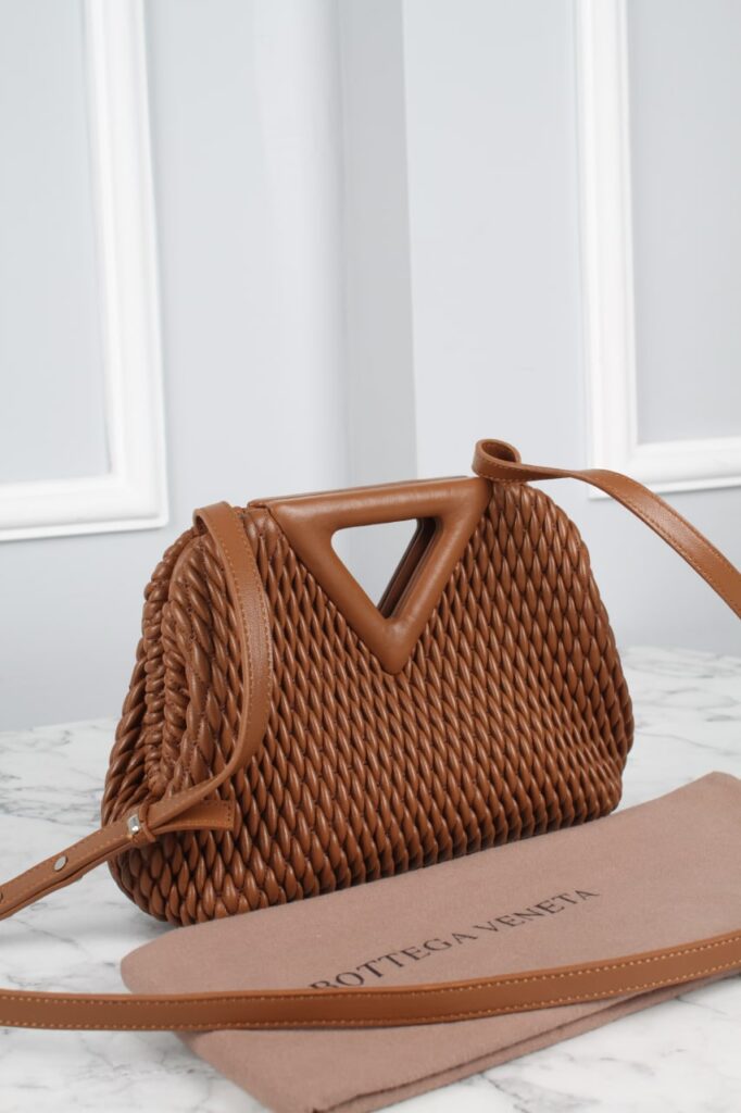 bottega veneta canta point hakiki deri ithal taba renk 22x16x8 cm vip
