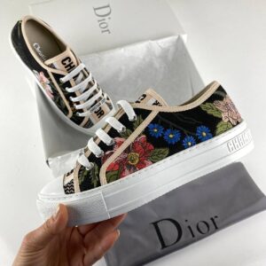 christian dior ayakkabi walk n floral sneaker cicek desen