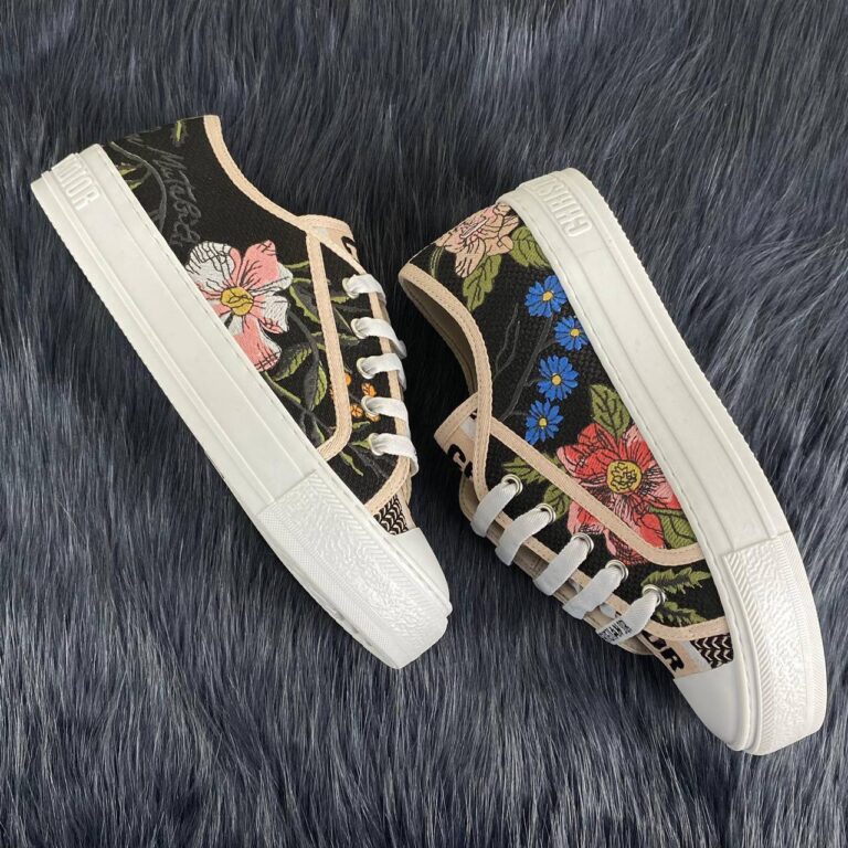 christian dior ayakkabi walk n floral sneaker cicek desen