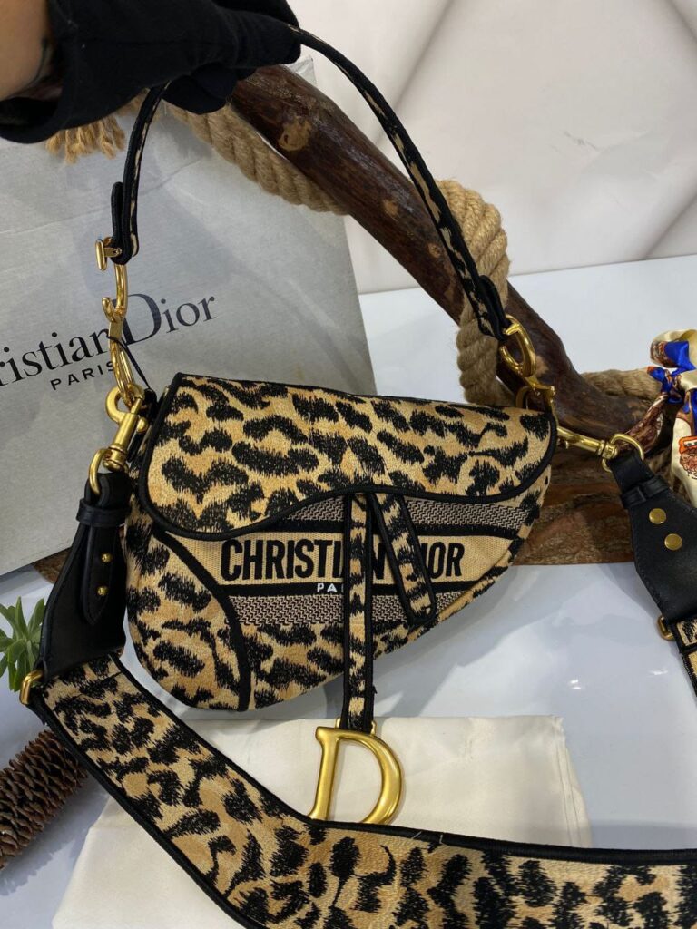 christian dior canta saddle leopar askili 25x20 cm ithal deri