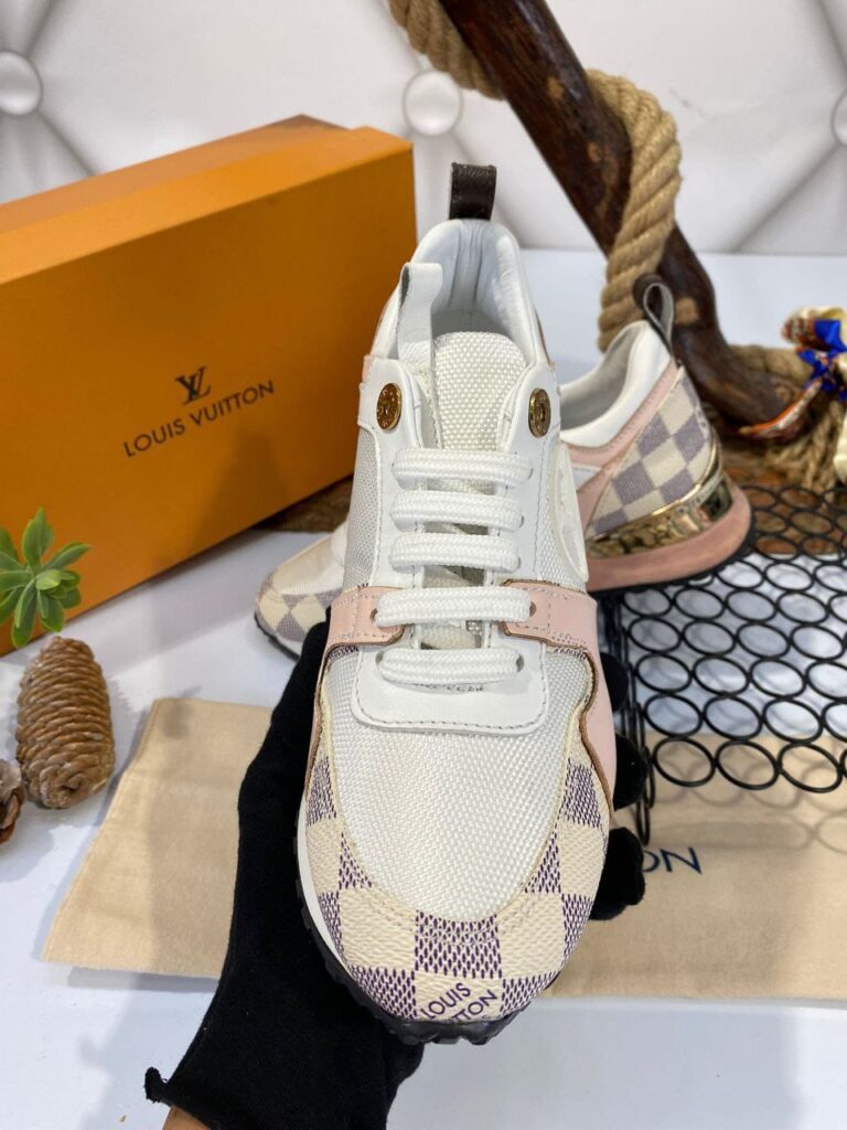 louis vuitton ayakkabi sneakers beyaz pembe ithal