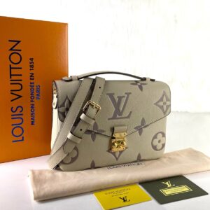 louis vuitton canta metis pochette bej oversize empreinte bicolor deri 25x19