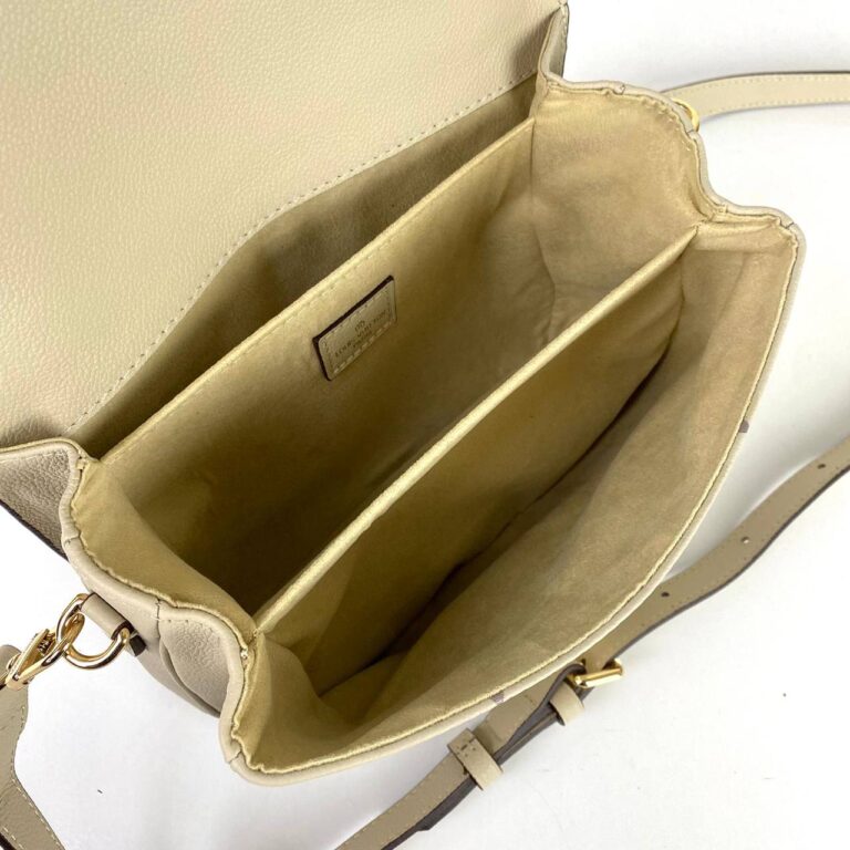 louis vuitton canta metis pochette bej oversize empreinte bicolor deri 25x19
