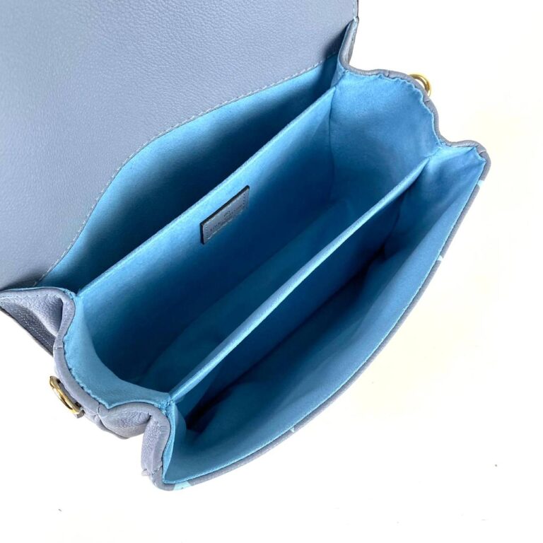 louis vuitton canta metis pochette mavi oversize empreinte bicolor deri 25x19
