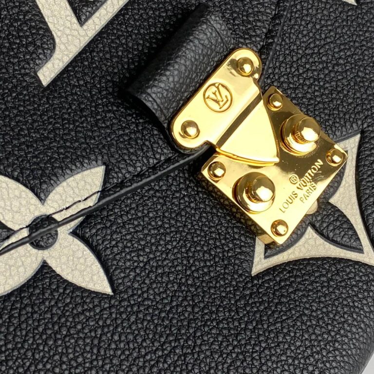 louis vuitton canta metis pochette siyah oversize empreinte bicolor deri 25x19