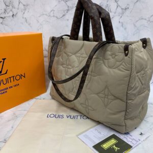 louis vuitton canta on the go gm bej waterproof yeni 45x30 cm