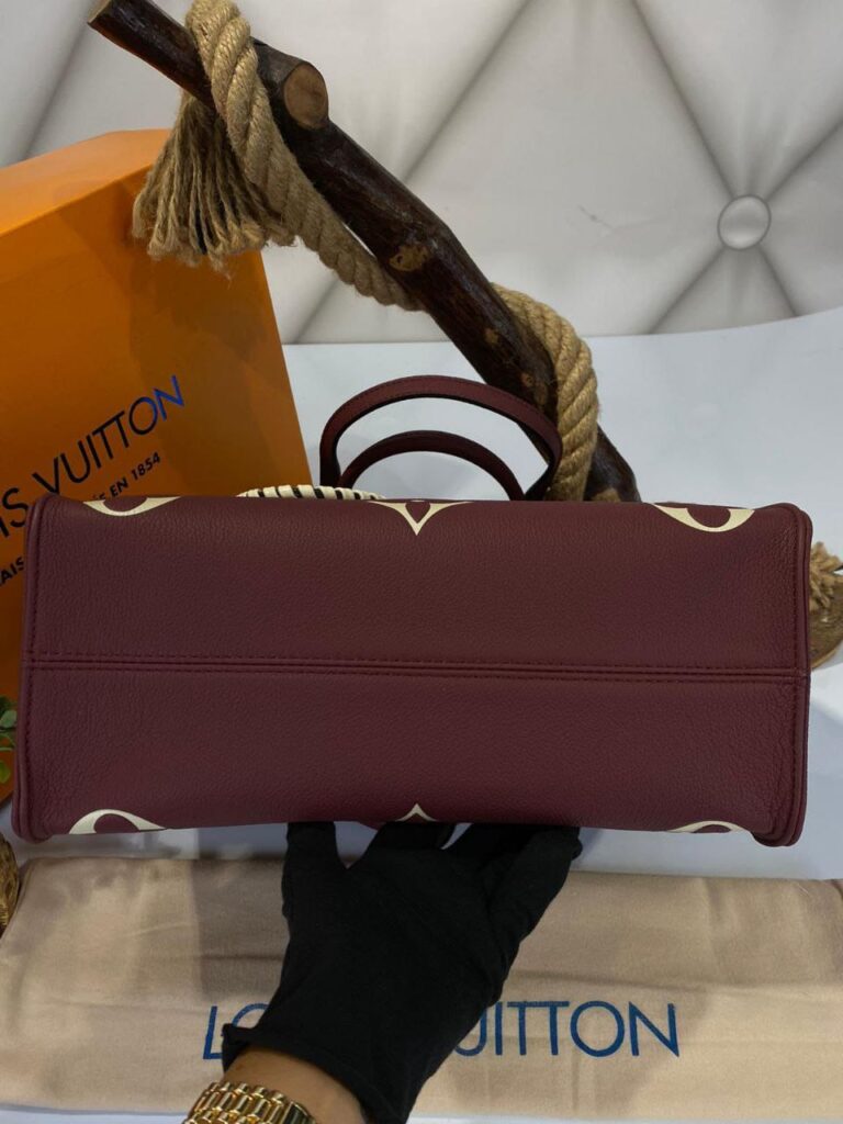 louis vuitton canta onthego mm ortaboy bordo krem 34x26x15 cm