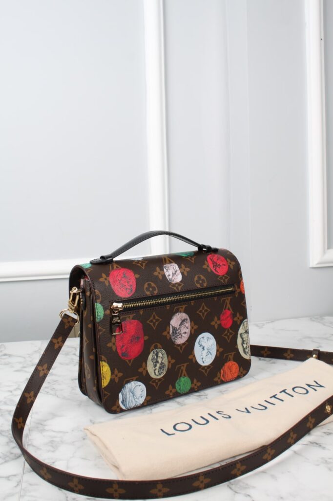 louis vuitton canta pochette metis multi color hakiki deri vip model 25x19x7 cm
