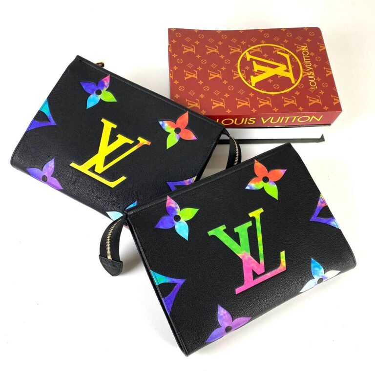 louis vuitton canta renkli logo toiletry pouch portfoy 26x20 cm siyah oversize