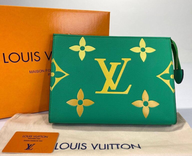 louis vuitton canta toiletry pouch portfoy clutch yesil 26x20 deri