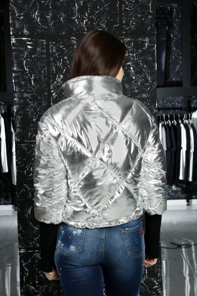 moncler mont silver kollari triko detayli