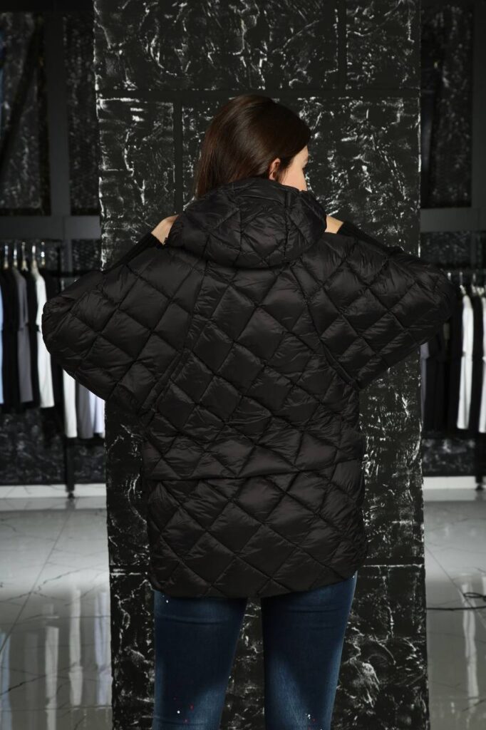 moncler mont siyah kapitone kolu triko kapusonlu
