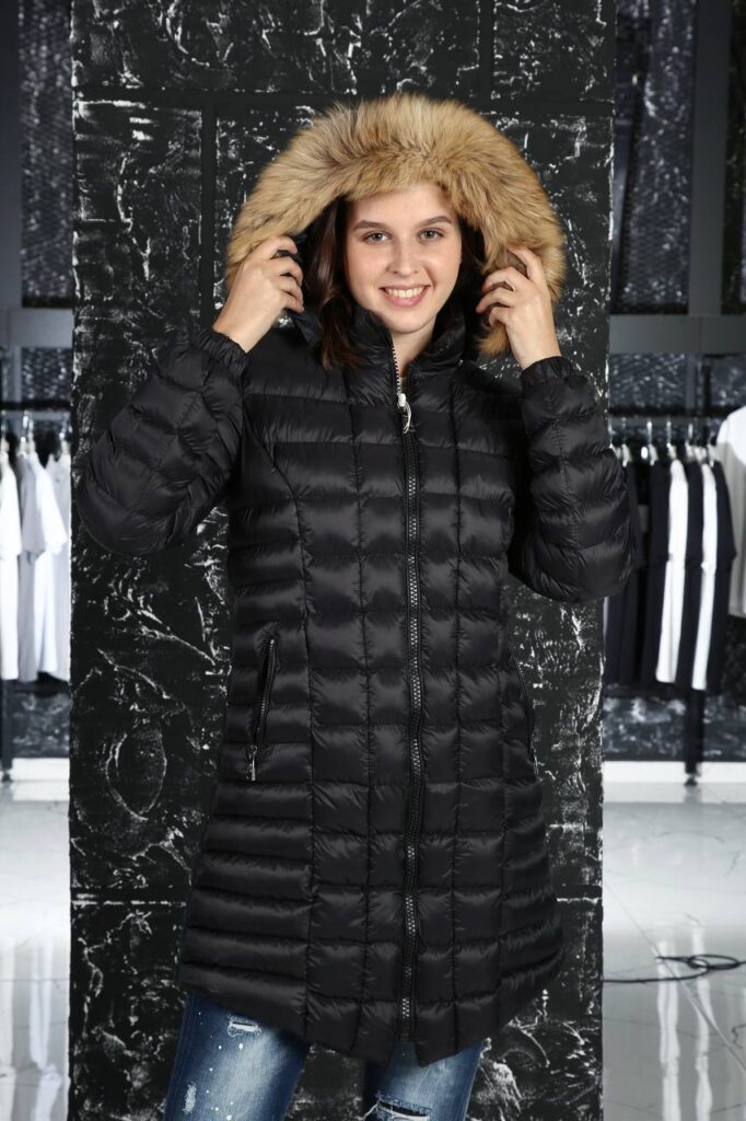 moncler mont uzun kapitone mat siyah