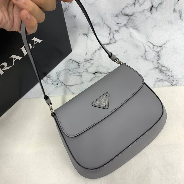 prada canta cleo brushed gri hakiki deri 21x16 cm