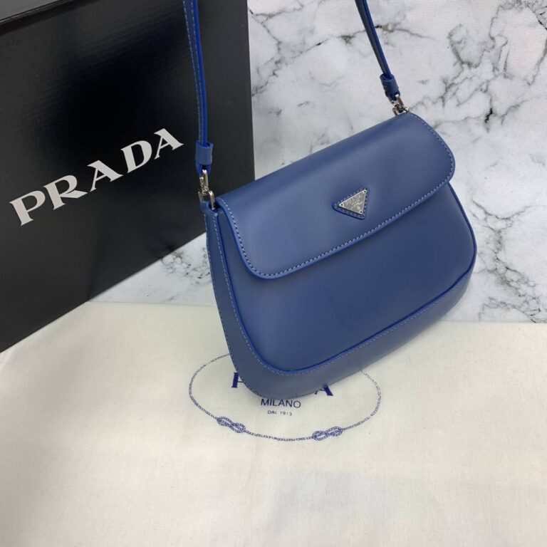 prada canta cleo brushed mavi hakiki deri 21x16 cm