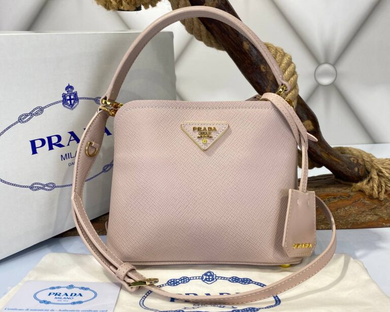 prada canta medium saffiano pudra pembe 21x17 cm ithal