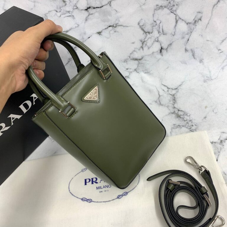 prada canta small brushed leather tote haki yesil renk ithal 20x14x9 cm