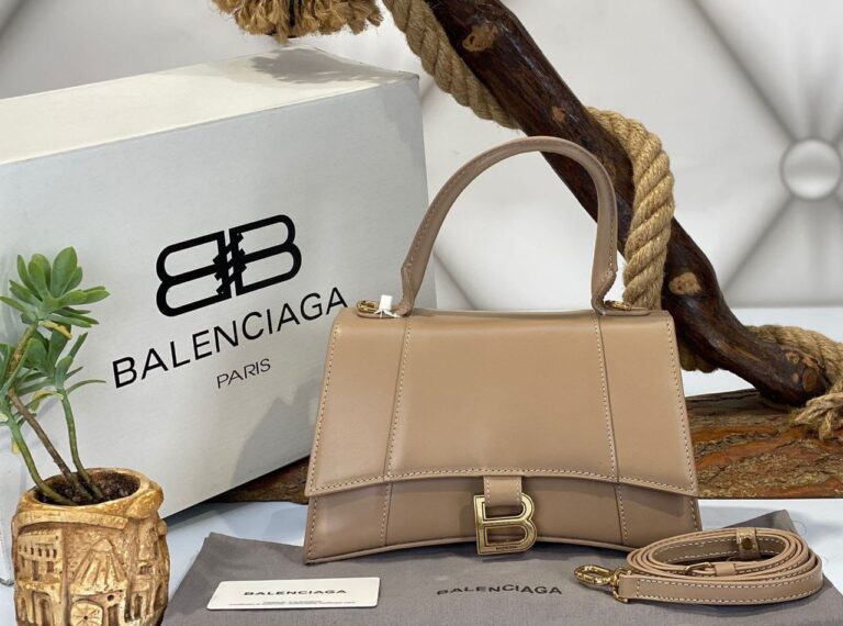balenciaga canta hourglass kucuk boy vizon gold  23x15x10 cm