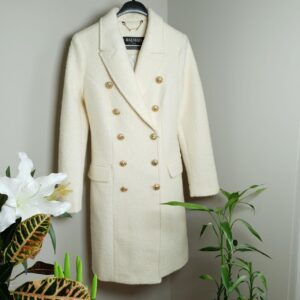 balmain kaban palto krem yuzde 70 pamuk 27 polyester 3 likra