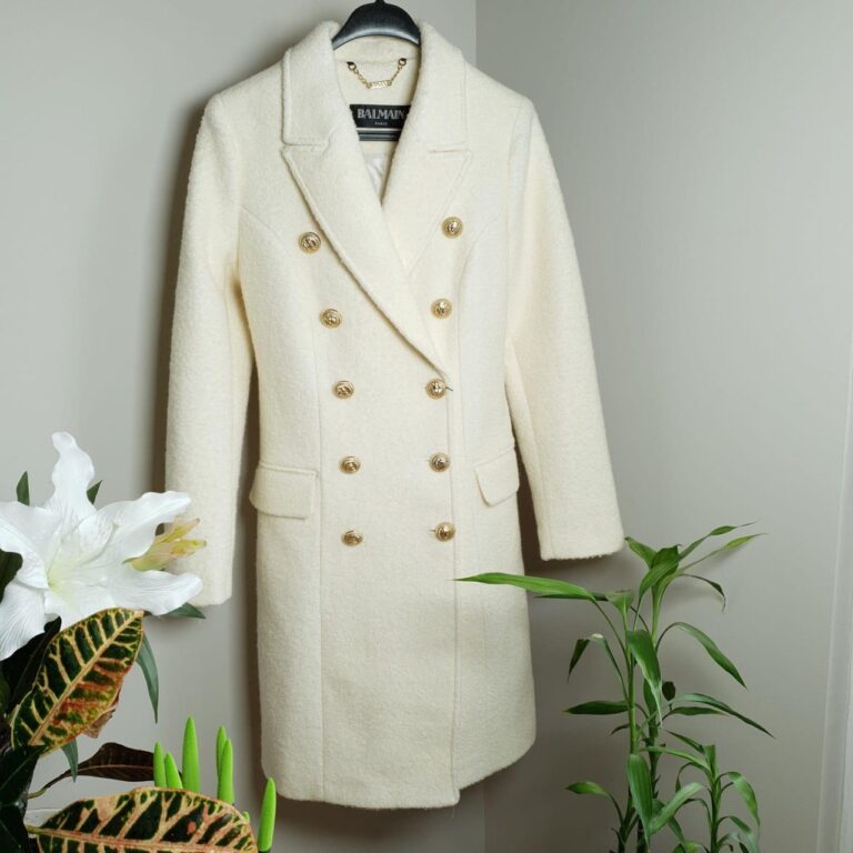 balmain kaban palto krem yuzde 70 pamuk 27 polyester 3 likra
