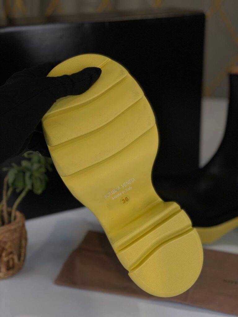 bottega veneta bot flash topuklu sari siyah yeni sezon