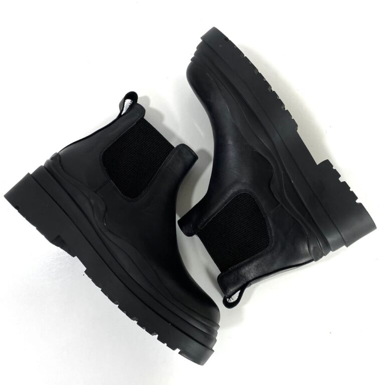 bottega veneta bot tire kısa siyah taban siyah kisa 5.5 cm