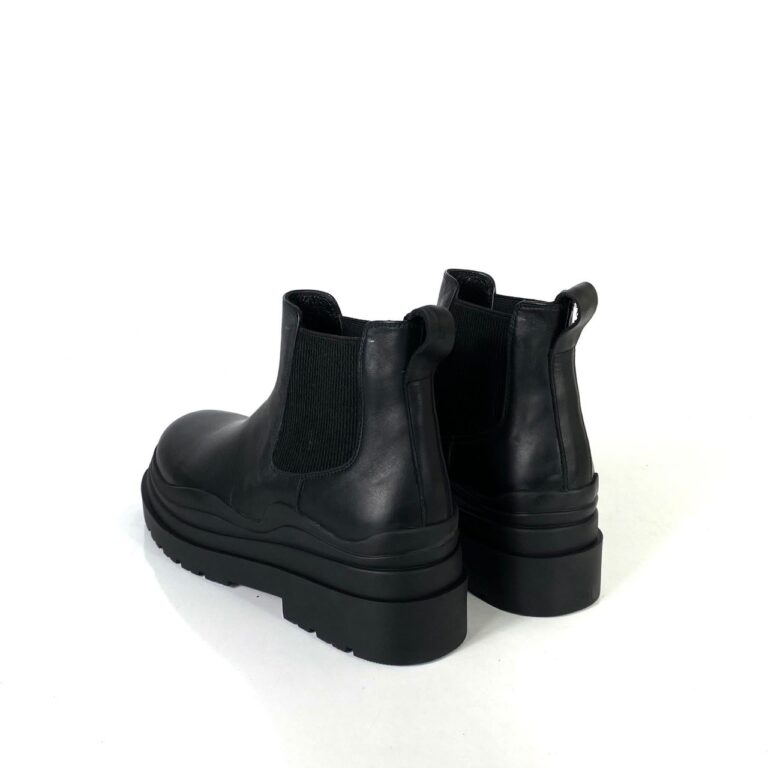 bottega veneta bot tire kısa siyah taban siyah kisa 5.5 cm
