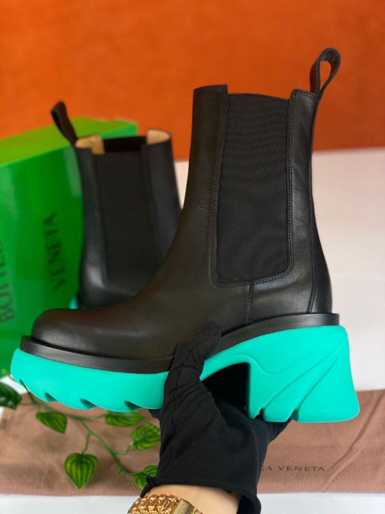 bottega veneta bot topuklu siyah mavi yeni sezon
