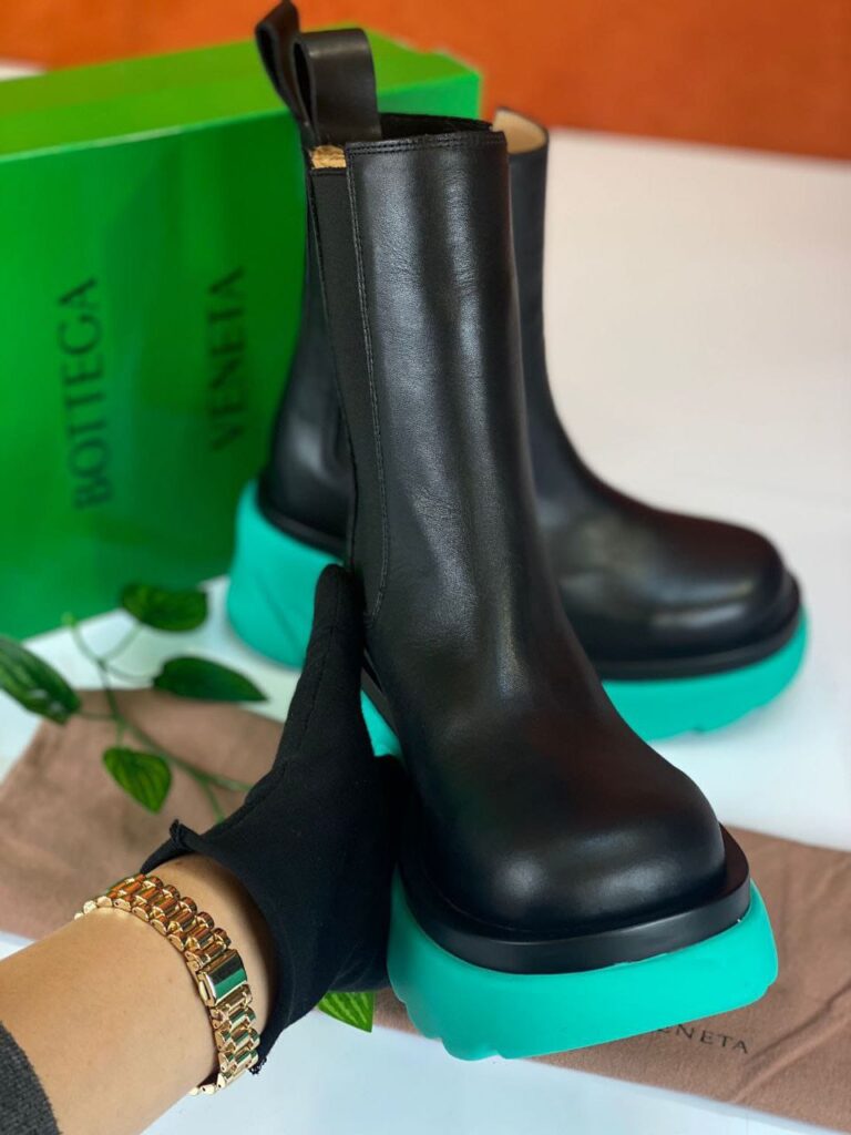 bottega veneta bot topuklu siyah mavi yeni sezon