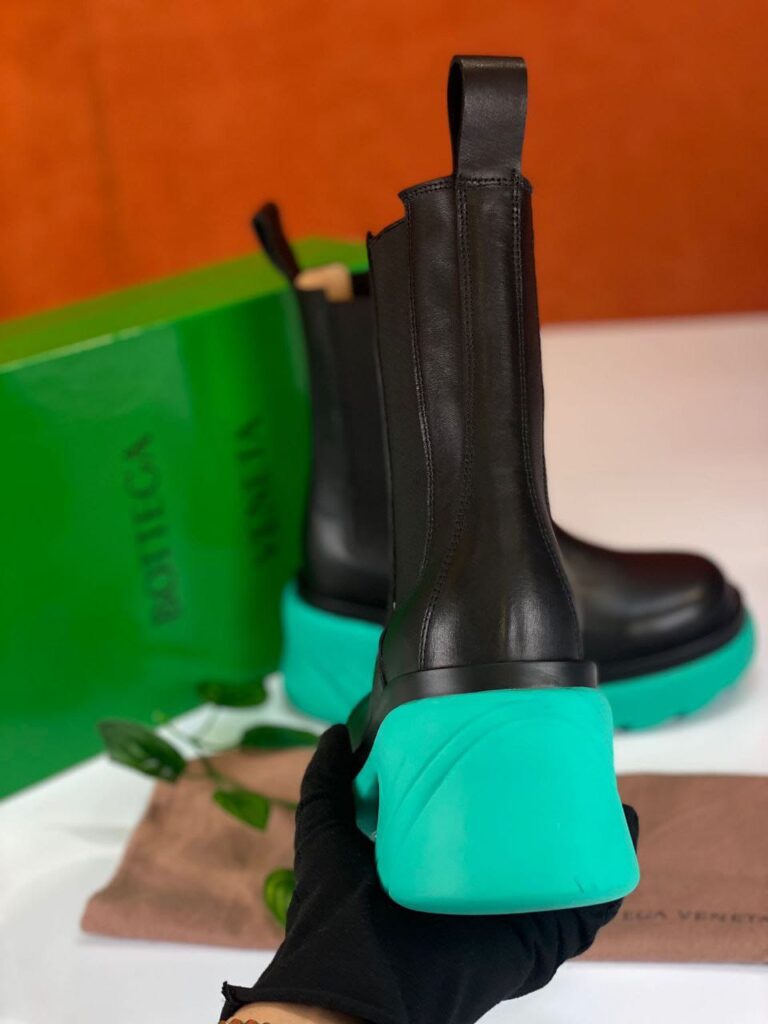 bottega veneta bot topuklu siyah mavi yeni sezon