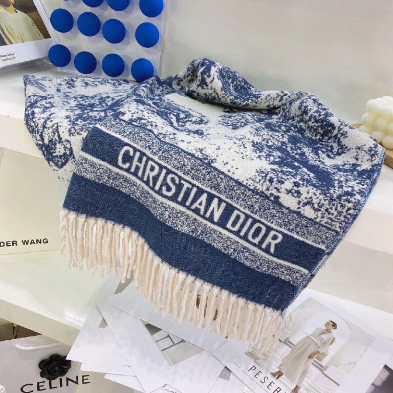 christian dior atki yun kasmir lacivert