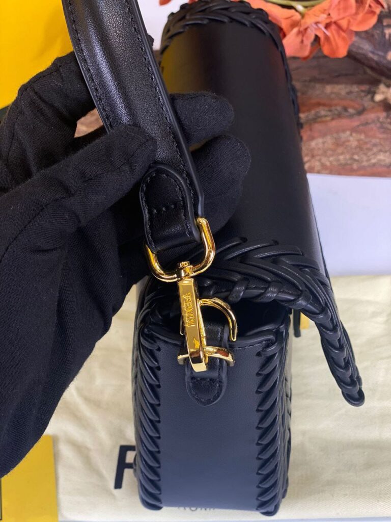 fendi canta baguette siyah orgulu ithal 27x16x6 cm