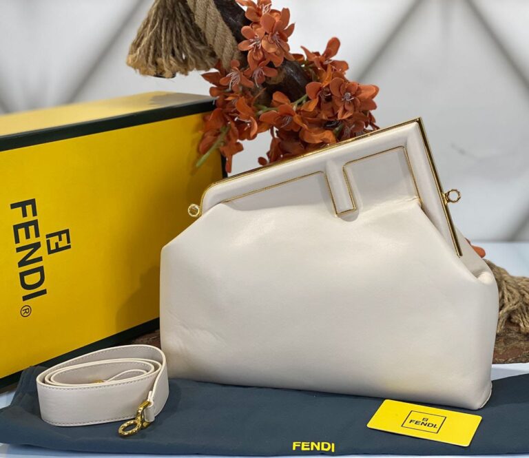 fendi canta first buyuk boy krem hakiki deri 32.5x23.5x15 cm