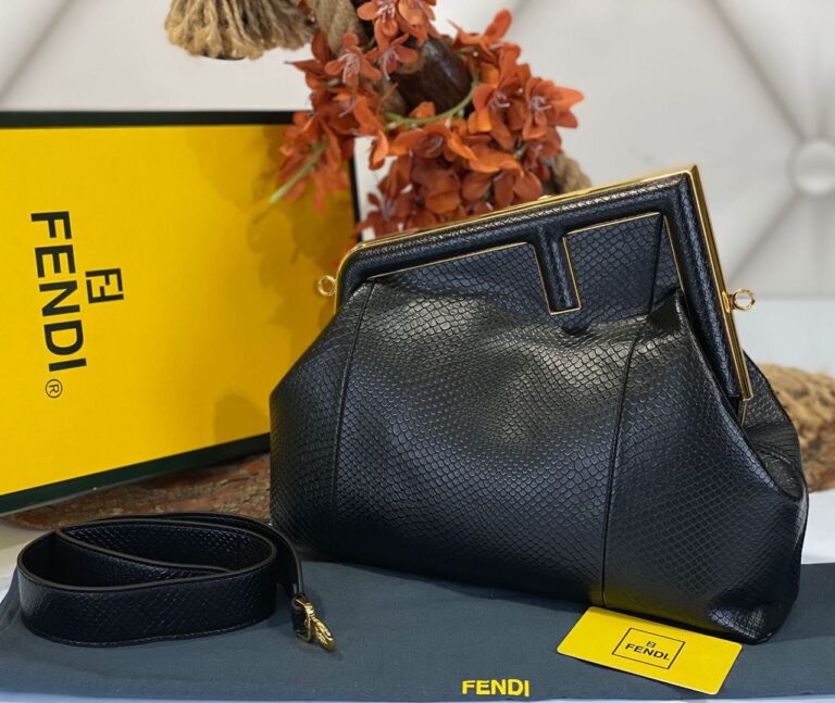 fendi canta first buyuk boy siyah piton hakiki deri 32.5x23.5x15 cm