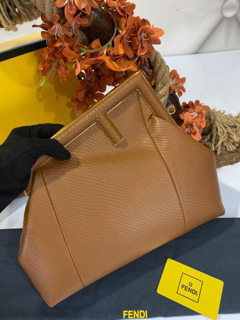 fendi canta first buyuk boy taba piton hakiki deri 32.5x23.5x15 cm