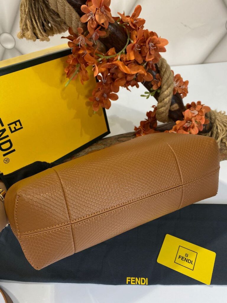 fendi canta first buyuk boy taba piton hakiki deri 32.5x23.5x15 cm