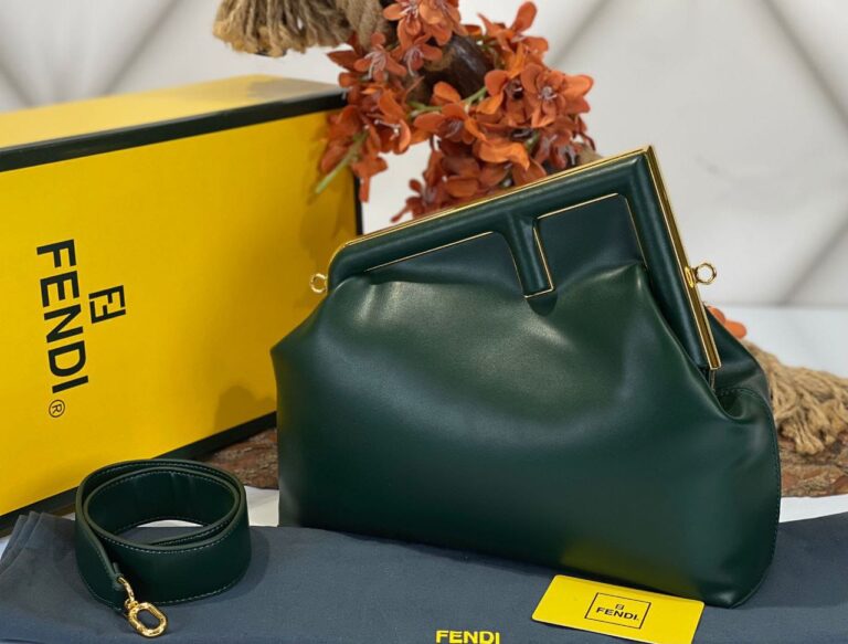 fendi canta first buyuk boy yesil hakiki deri 32.5x23.5x15 cm