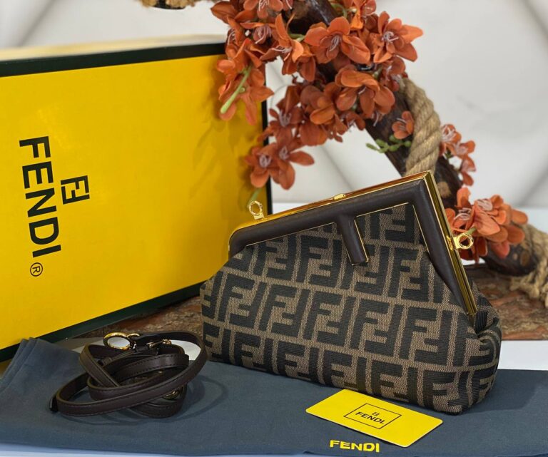 fendi canta first orta boy monogram kahve hakiki deri 26x18x9.5 cm