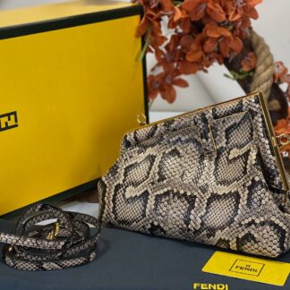 fendi canta first orta boy naturel piton hakiki deri 26x18x9.5 cm