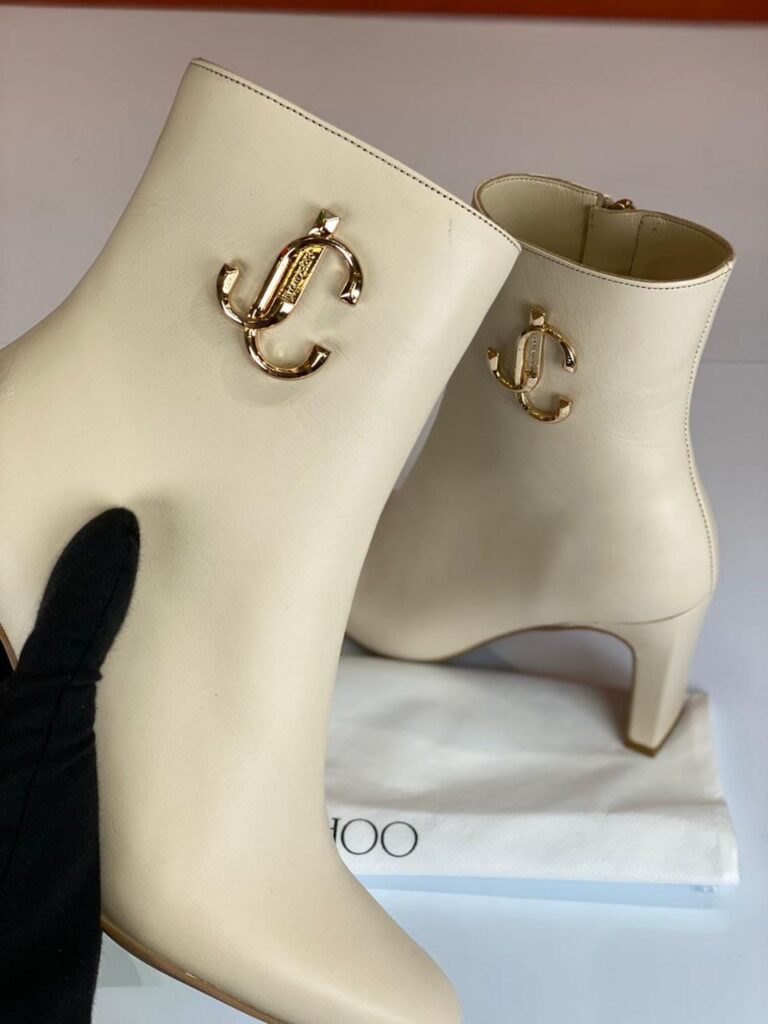 jimmy choo bot hakiki deri krem 8 cm topuk