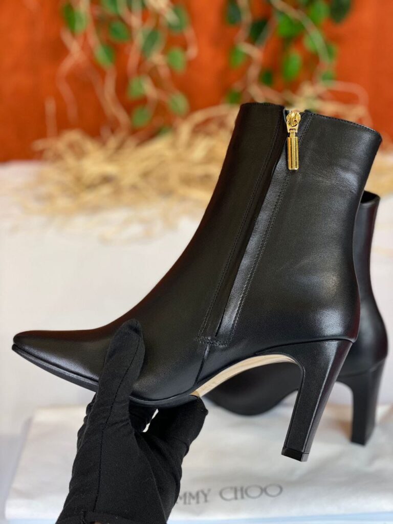 jimmy choo bot hakiki deri siyah 8 cm topuk