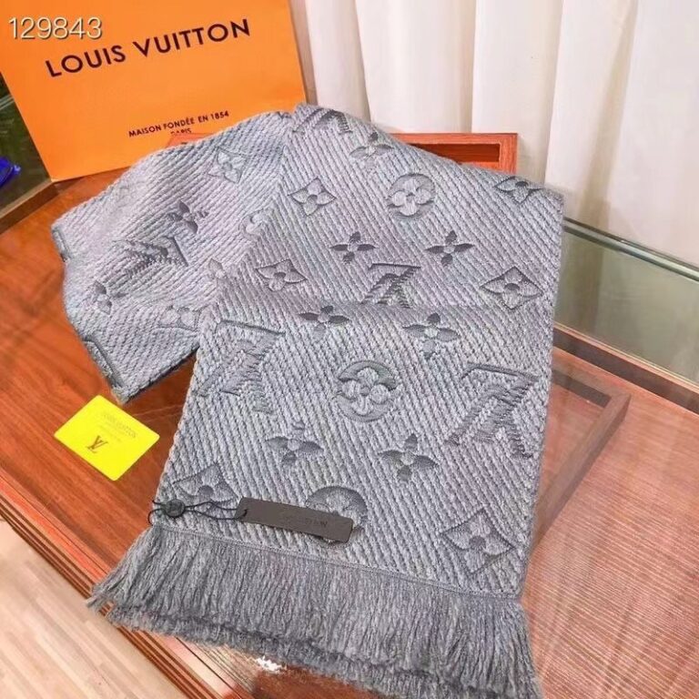 louis vuitton atki logomania yun gri 180x33 cm