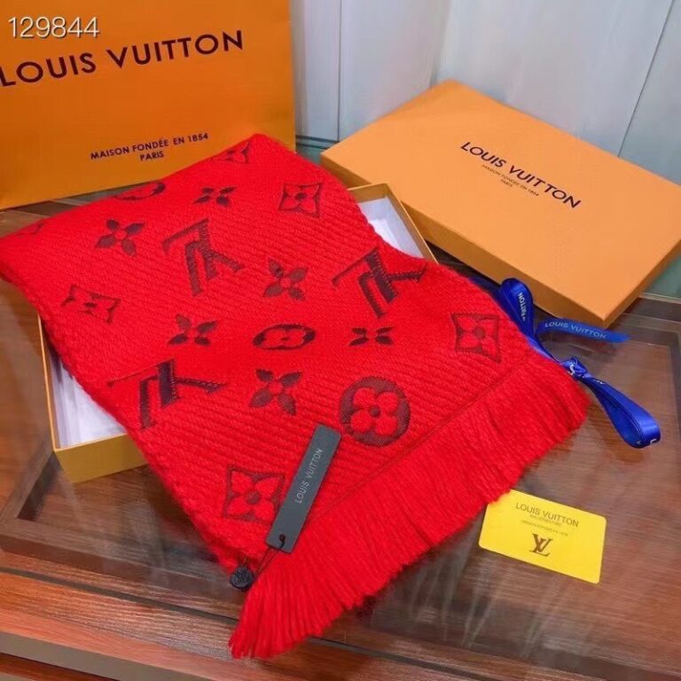 louis vuitton atki logomania yun kirmizi 180x33 cm